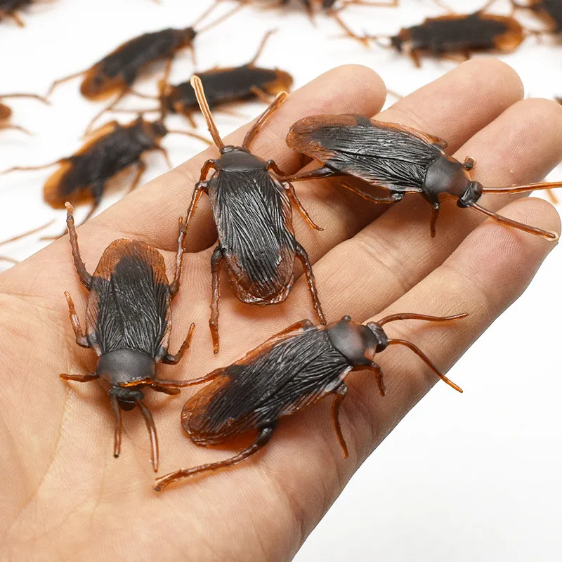 50/100 Uds. Cucarachas de Plás - Prank Toys reseña y precio